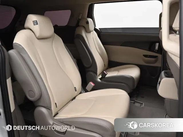Kia Carnival 4th generation 2023 Белый из Кореи, фото 3