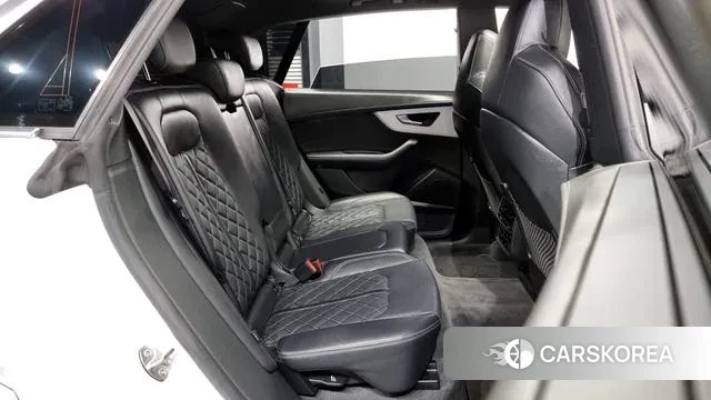 Audi Q8 (4M) 2020 Белый из Кореи, фото 3