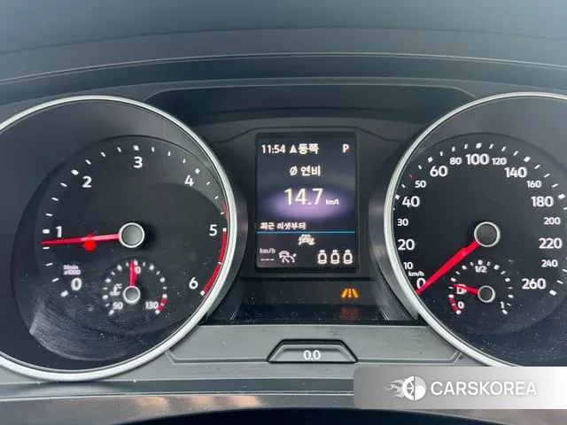 Volkswagen Tiguan second Generation 2020 Белый из Кореи, фото 3