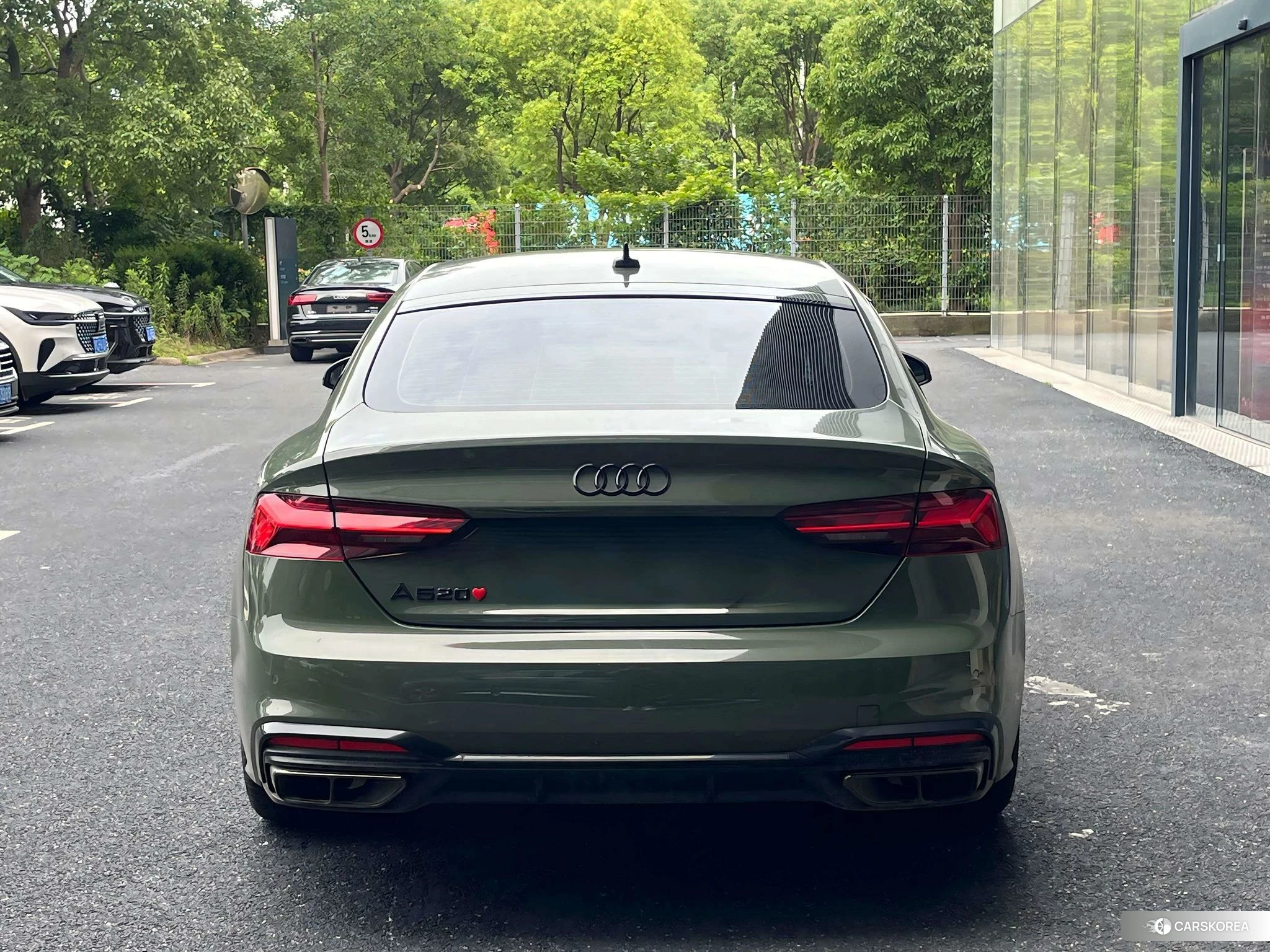 Audi A5 2021 Зеленый из Китая, фото 3