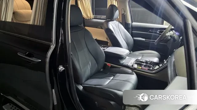 Kia Carnival 4th generation 2023 Черный из Кореи, фото 3