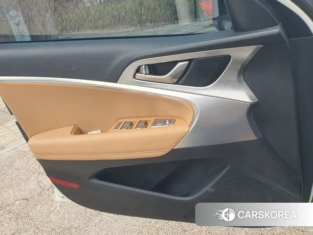 Genesis The New G70 2021 Белый из Кореи, фото 3