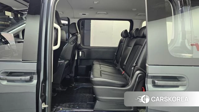 Hyundai Staria 2023 Синий из Кореи, фото 3