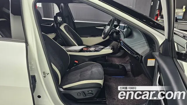 Kia EV6 2022 Белый из Кореи, фото 3