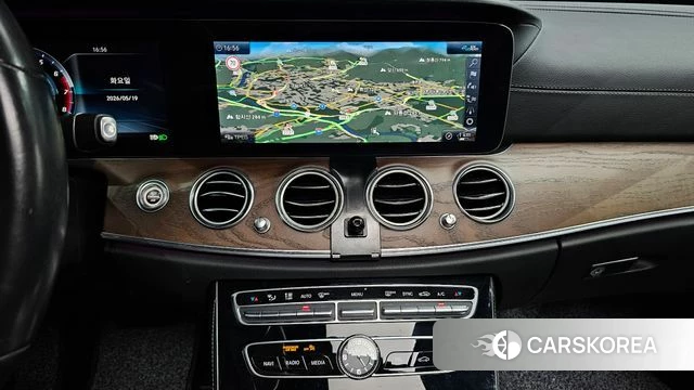 Mercedes-Benz E-Class W213 2020 Серый из Кореи, фото 3