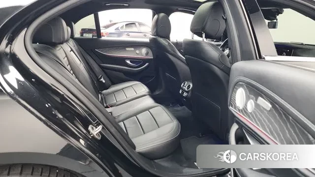 Mercedes-Benz E-Class W213 2020 Черный из Кореи, фото 3