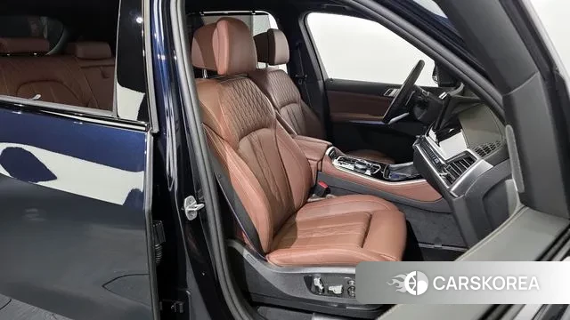 BMW X5 (G05) 2025 Черный из Кореи, фото 3