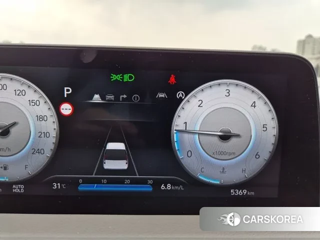 Hyundai Staria 2023 Черный из Кореи, фото 3