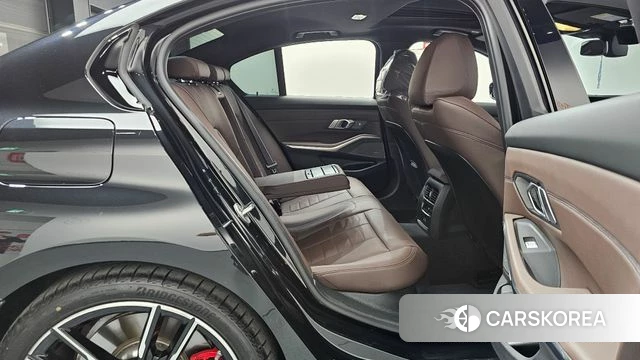 BMW 3 Series (G20) 2025 Черный из Кореи, фото 3