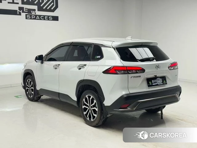 Toyota Fenglanda 2023 Белый из Китая, фото 3