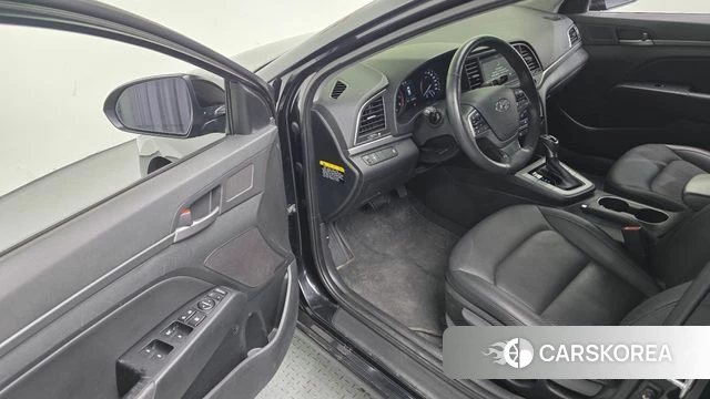 Hyundai Avante AD 2018 Черный из Кореи, фото 3