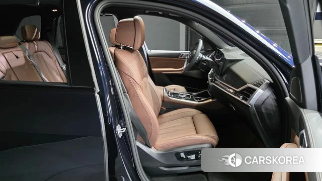 BMW X5 (G05) 2025 Черный из Кореи, фото 3