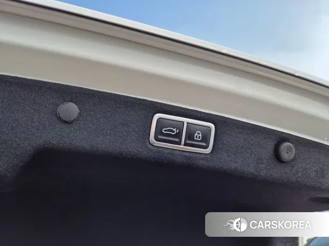 Hyundai Grandeur (GN7) 2024 Белый из Кореи, фото 3