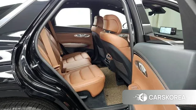 Genesis GV70 2024 Черный из Кореи, фото 3