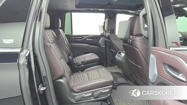 Cadillac Escalade 5th Generation 2023 Черный из Кореи, фото 3