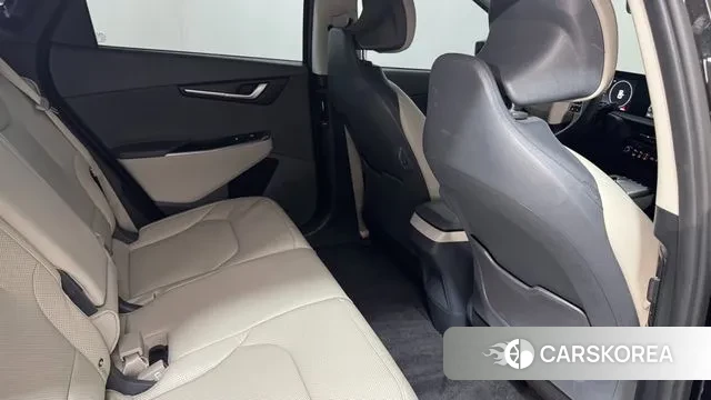 Kia EV6 2023 Черный из Кореи, фото 3