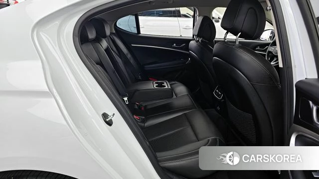 Genesis The New G70 2024 Белый из Кореи, фото 3