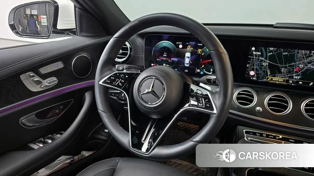 Mercedes-Benz E-Class W213 2022 Белый из Кореи, фото 3