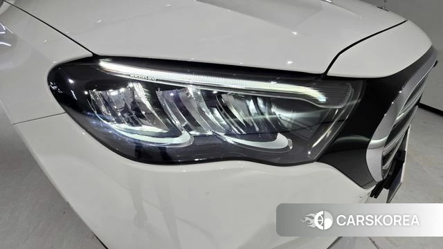 Mercedes-Benz E-Class W214 2025 Белый из Кореи, фото 3