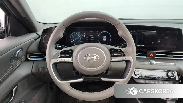 Hyundai The New Avante (CN7) 2023 Черный из Кореи, фото 3