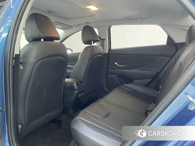 Hyundai Elantra 2023 Синий из Китая, фото 3