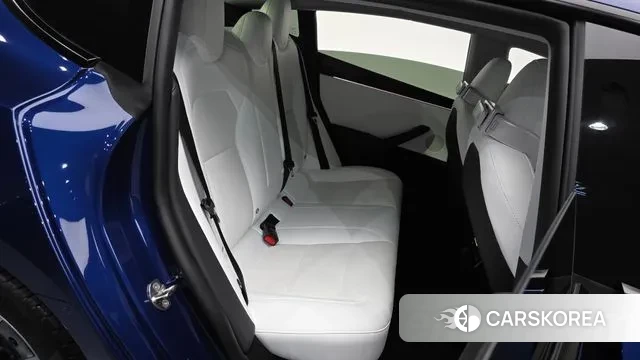 Tesla Model 3 2024 Синий из Кореи, фото 3