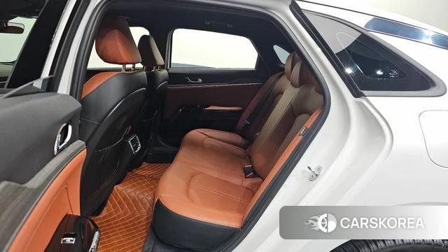 Kia The New K5 3rd generation 2024 Белый из Кореи, фото 3