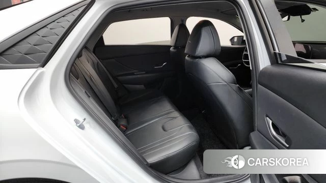 Hyundai The New Avante (CN7) 2025 Белый из Кореи, фото 3