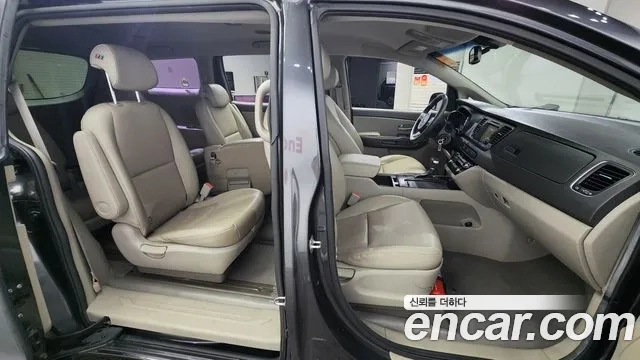 Kia All New Carnival 2018 Серый из Кореи, фото 3