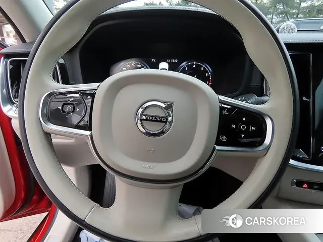 Volvo S60 3rd generation 2020 Красный из Кореи, фото 3
