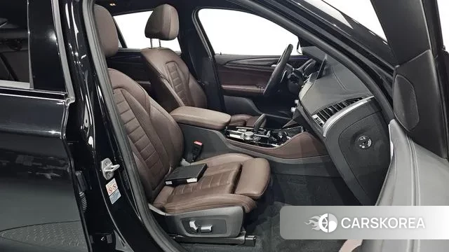 BMW X4 (G02) 2021 Черный из Кореи, фото 3