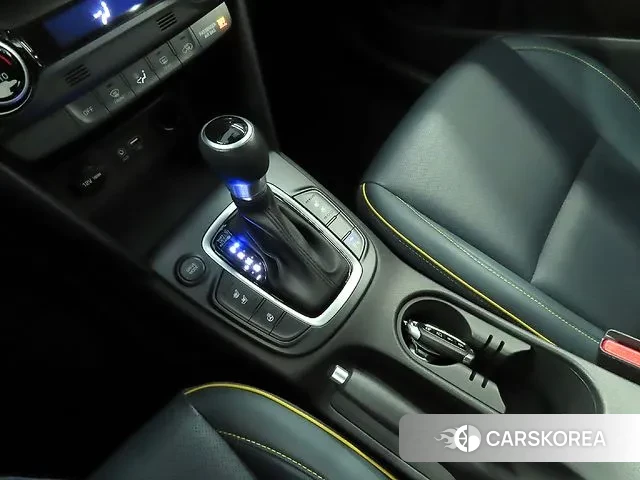 Hyundai Kona 2018 Белый из Кореи, фото 3