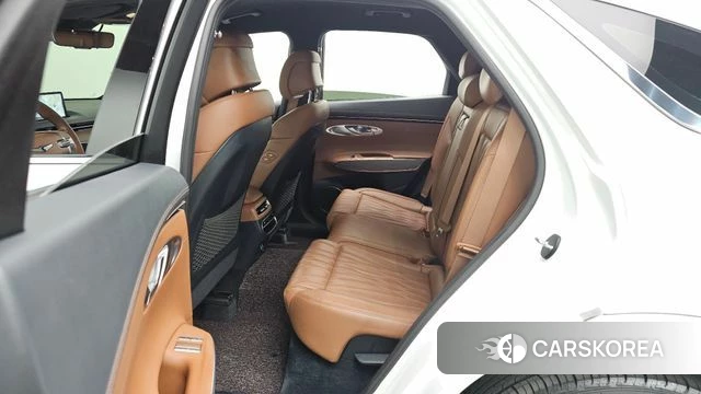 Genesis GV70 2022 Белый из Кореи, фото 3