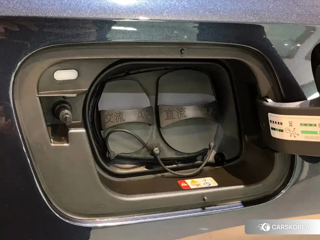 Volkswagen ID.6 CROZZ 2023 Синий из Китая, фото 3