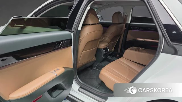 Hyundai Grandeur Hybrid (GN7) 2023 Белый из Кореи, фото 3