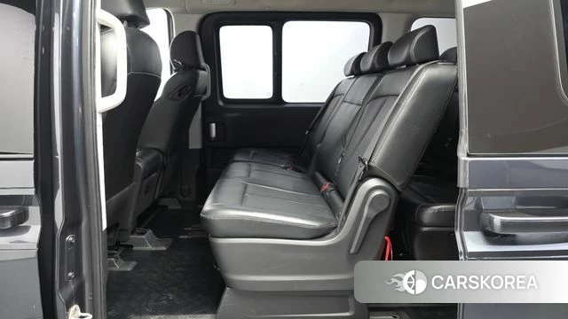 Hyundai Staria 2022 Серый из Кореи, фото 3