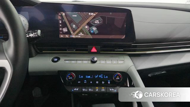 Hyundai The New Avante (CN7) 2024 Черный из Кореи, фото 3