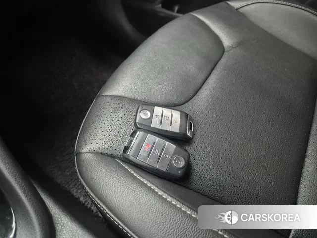 Kia Niro 2018 Синий из Кореи, фото 3