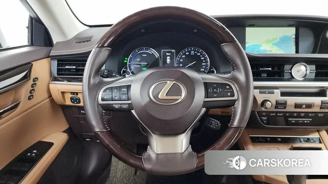 Lexus New ES300h 2018 Серебряный из Кореи, фото 3