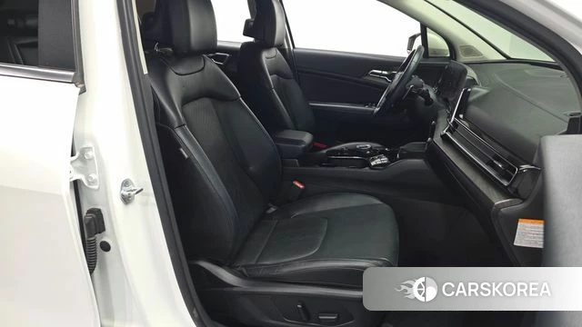 Kia Sportage 5th Generation Hybrid 2022 Белый из Кореи, фото 3