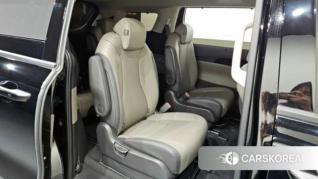 Kia The New Carnival 4th Generation 2024 Черный из Кореи, фото 3