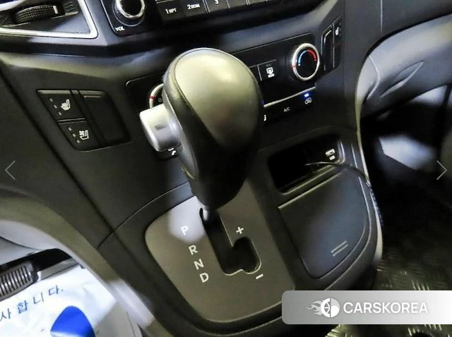 Hyundai The New Grand Starex 2019 Серебристо-серый из Кореи, фото 3