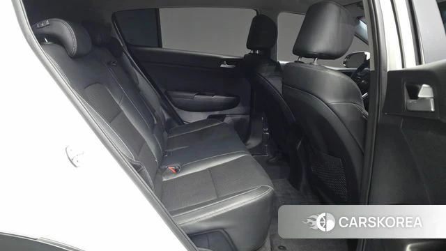 Kia Sportage The Bold 2021 Белый из Кореи, фото 3