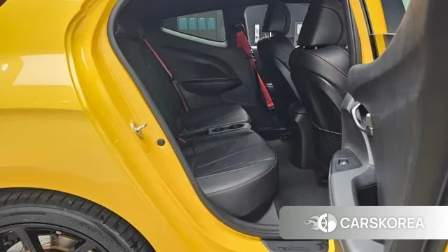 Hyundai Veloster (JS) 2019 Желтый из Кореи, фото 3