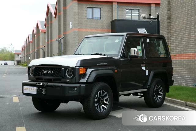 Toyota Land Cruiser (imported) 2024 Темно-серый из Китая, фото 3