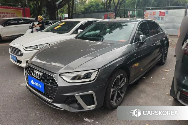 Audi A4L 2022 Темно-серый из Китая, фото 3