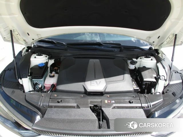 Kia EV6 2022 Белый из Кореи, фото 3