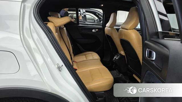 Volvo XC40 2020 Белый из Кореи, фото 3