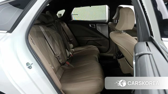 Kia K8 Hybrid 2022 Белый из Кореи, фото 3