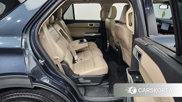 Ford Explorer 6th Generation 2022 Серый из Кореи, фото 3
